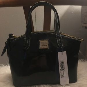 NWT Dooney & Bourke Crossbody